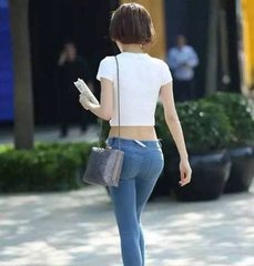 意诱未尽疯子三三